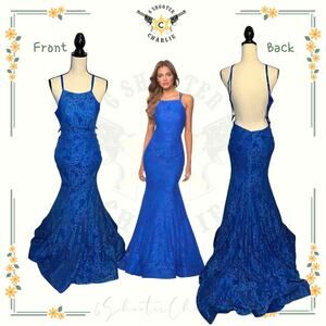 La Femme Womens Size 0 Trumpet Evening Gown Dress Blue Lace Train Cross Straps